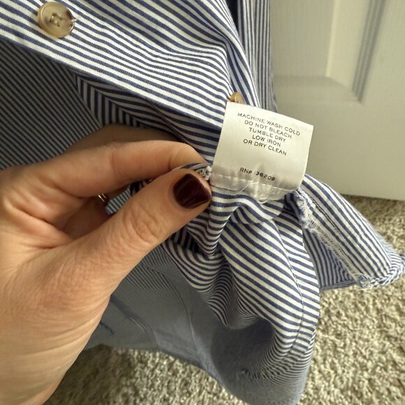 Classy Maternity HATCH Button Down Size 1 - Picture 2 of 5